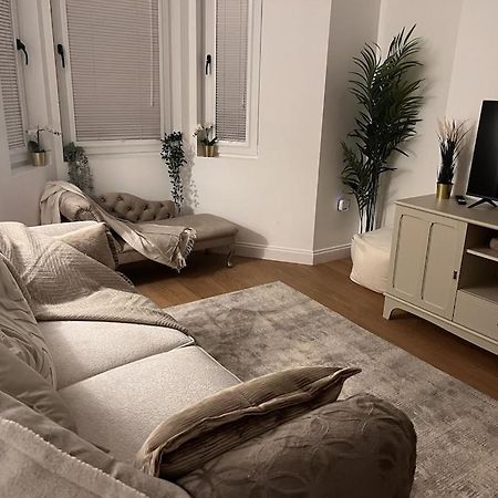 Gorgeous 2 Floor 3 Bed Apartment St Leonards-on-Sea ภายนอก รูปภาพ